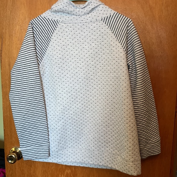 Maurice’s sweater - Picture 6 of 8